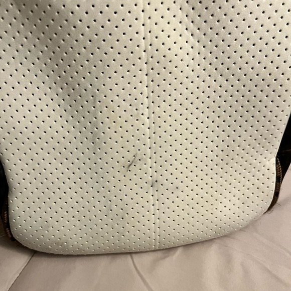 Purse - Picture 4 of 4